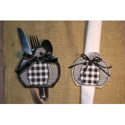 Pumpkin Plaid Silverware...