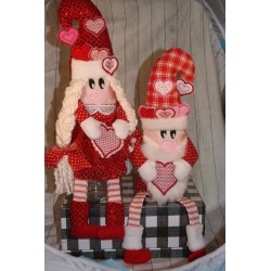 Gnome Valentine Doll Set...