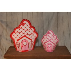 Heart Cupcake House Cottage...